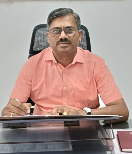 Shri Manish Chandra